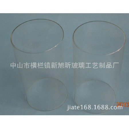 玻璃杯