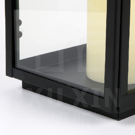 European style courtyard floor to ceiling wind lights, Christmas candle holders, New Year atmosphere lights, wrought iron square hand-held wind lights, Easter customization