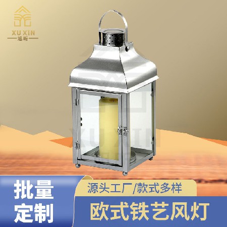 Metal handheld candle holder, European style wrought iron wind lamp, home courtyard candle stand, bar hardware decoration, candle holder can be customized