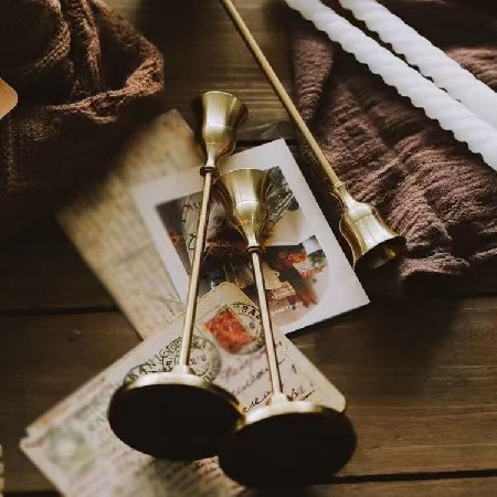 复古家用黄铜色蜡烛台浪漫烛光晚餐餐桌装饰道具结婚生日烛台座