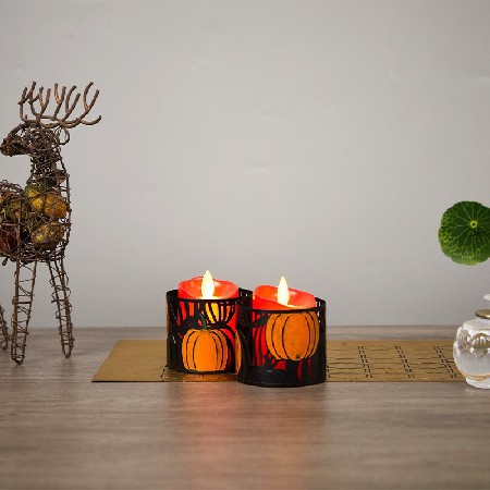 Metal hollow candle stand creative pumpkin graffiti Halloween restaurant decoration European wrought iron candle holder ornament