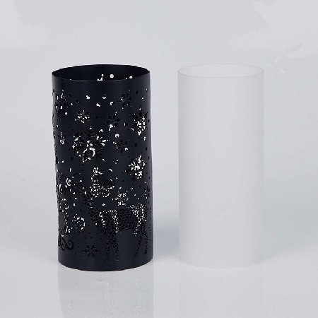 Cross border retro candle holder metal carved American candle cup desktop decoration romantic snowflake Christmas candle holder wholesale