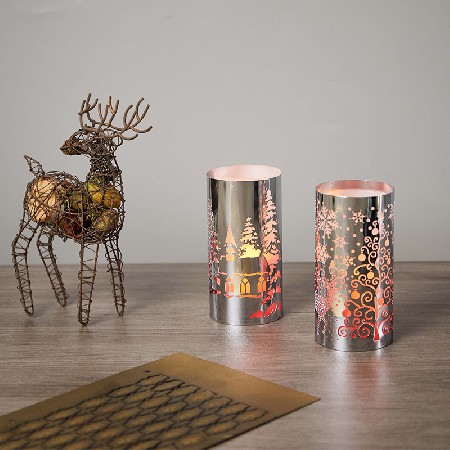 Christmas candle stand, reindeer snowflake, winter atmosphere candle stand, hollowed out translucent iron candle stand, European style candle holder