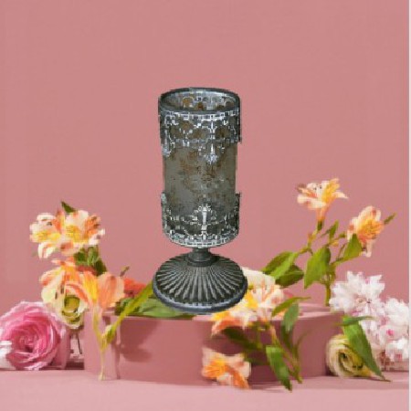 Candleholder creative retro iron hollow candlestick wedding hotel home restaurant table decoration ornaments can be customized